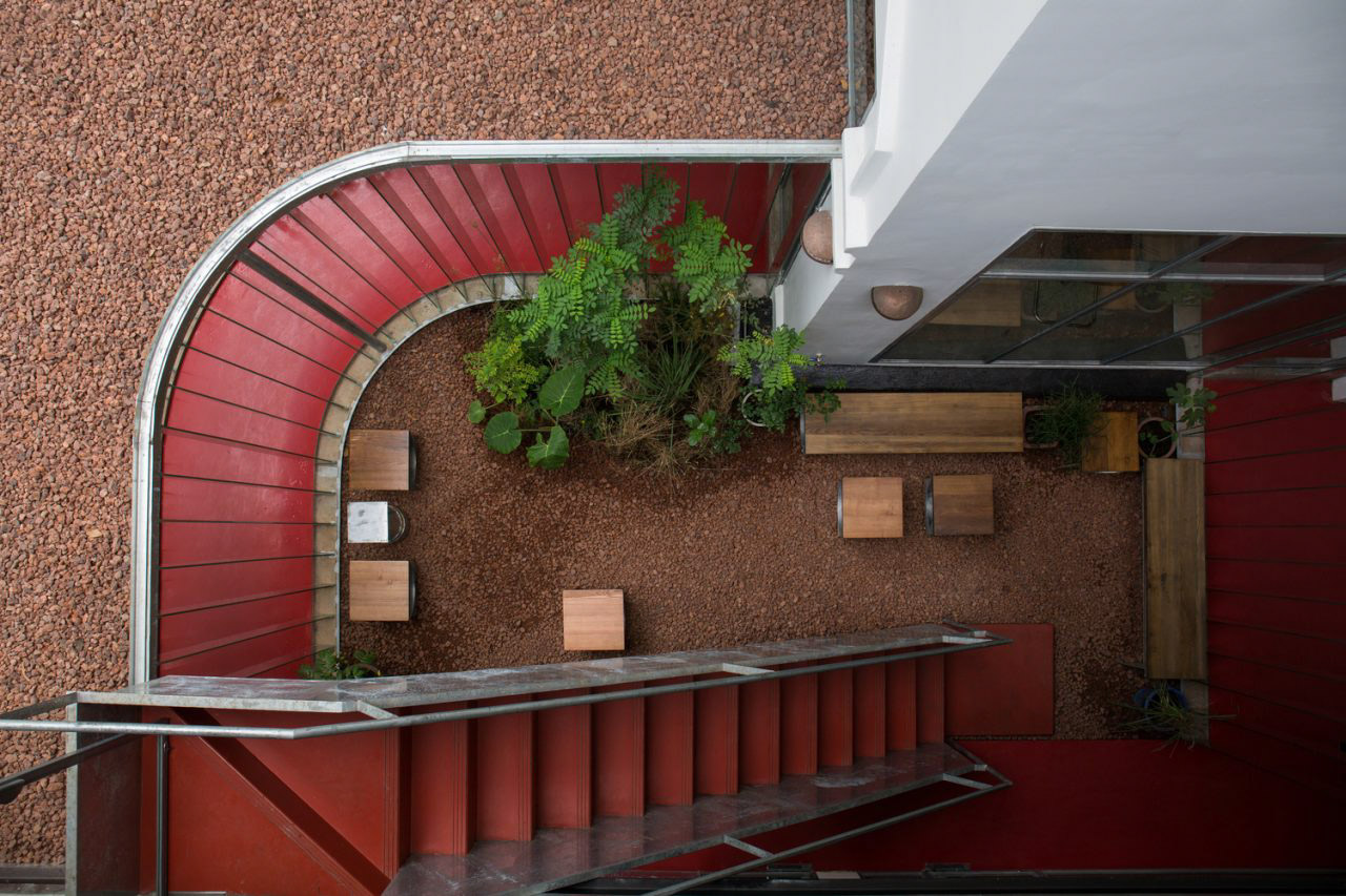 21 mẫu thiết kế quán cafe có góc vườn xinh  