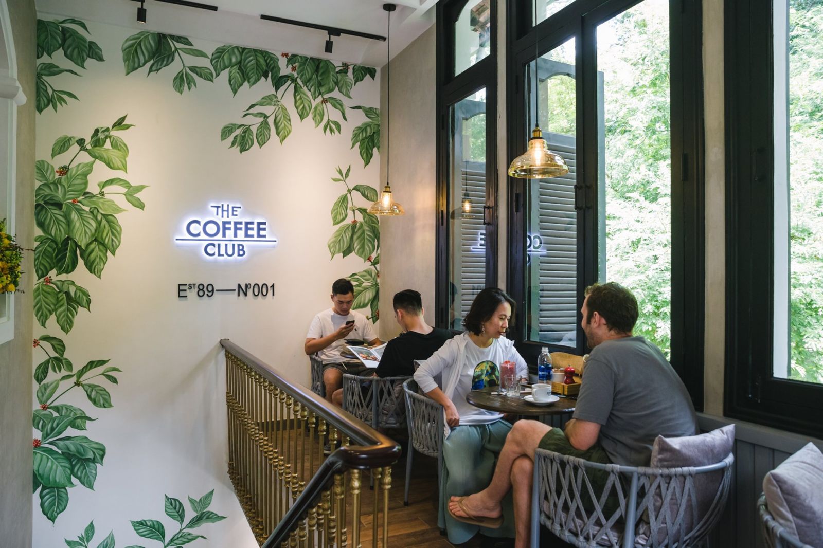 Quán cafe The Coffee Club Hàn Thuyên