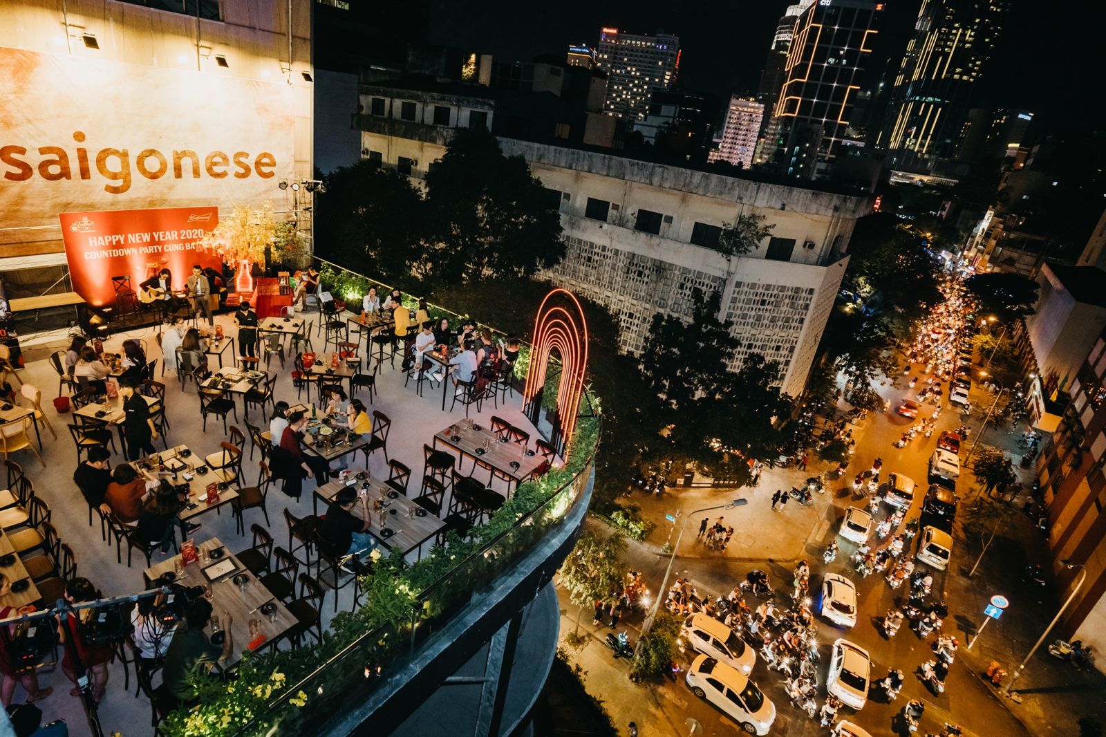 top beer garden xu hướng tại Sài Gòn
